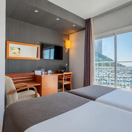 Szálloda Porto 3*