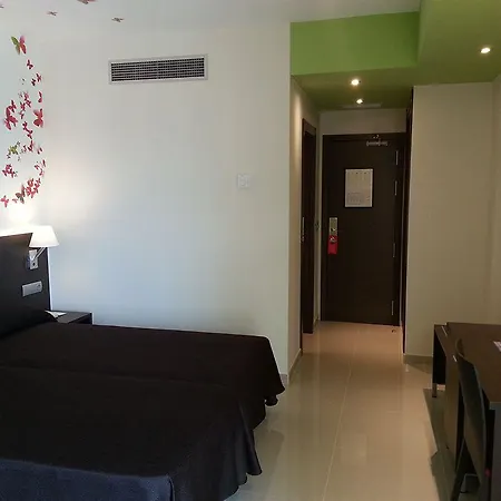 Porto Hotell 3*